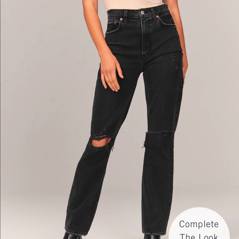 Abercrombie The 90’s Straight Ultra High Rise Black Jeans